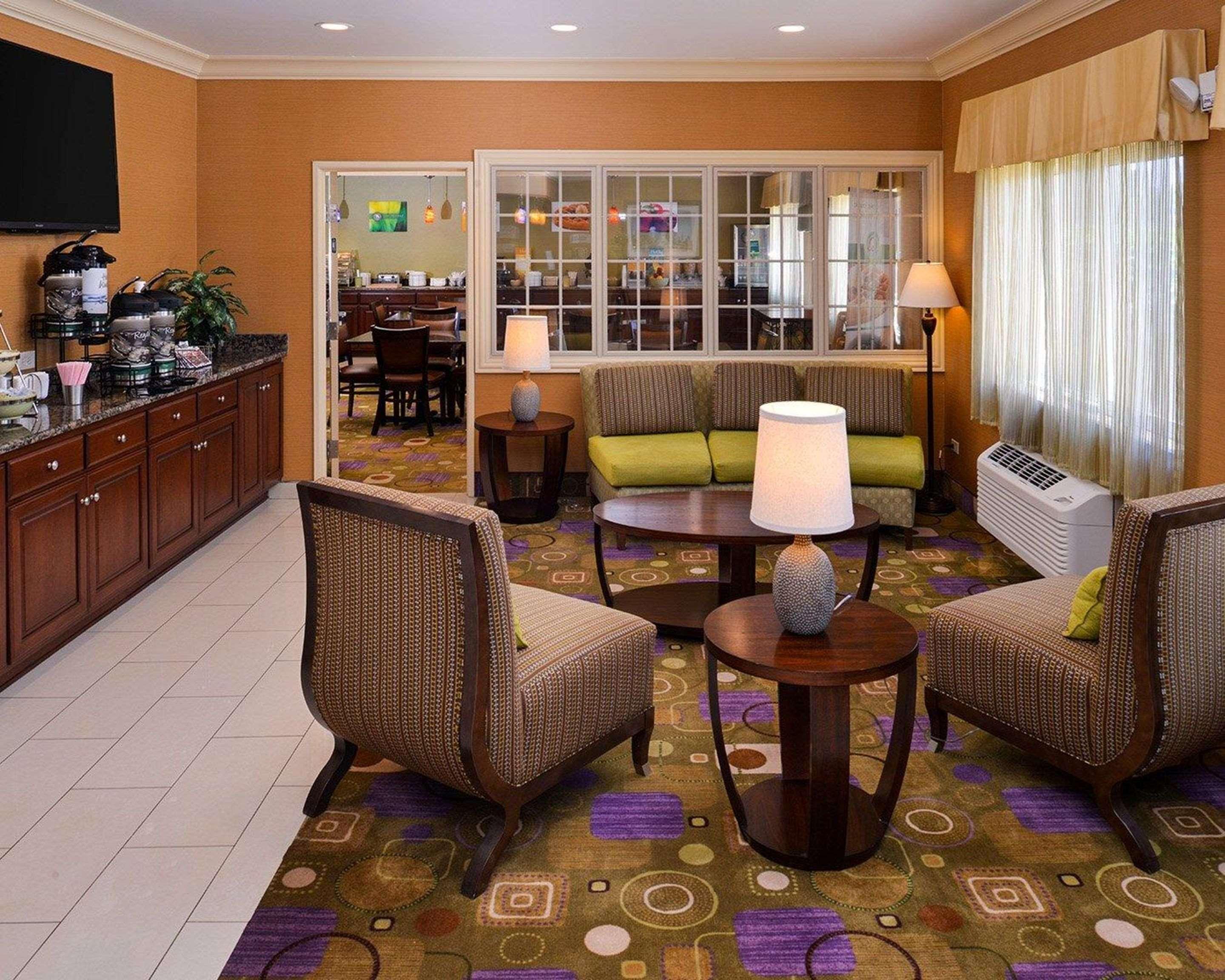 Mainstay Suites Joliet I-80 מראה חיצוני תמונה