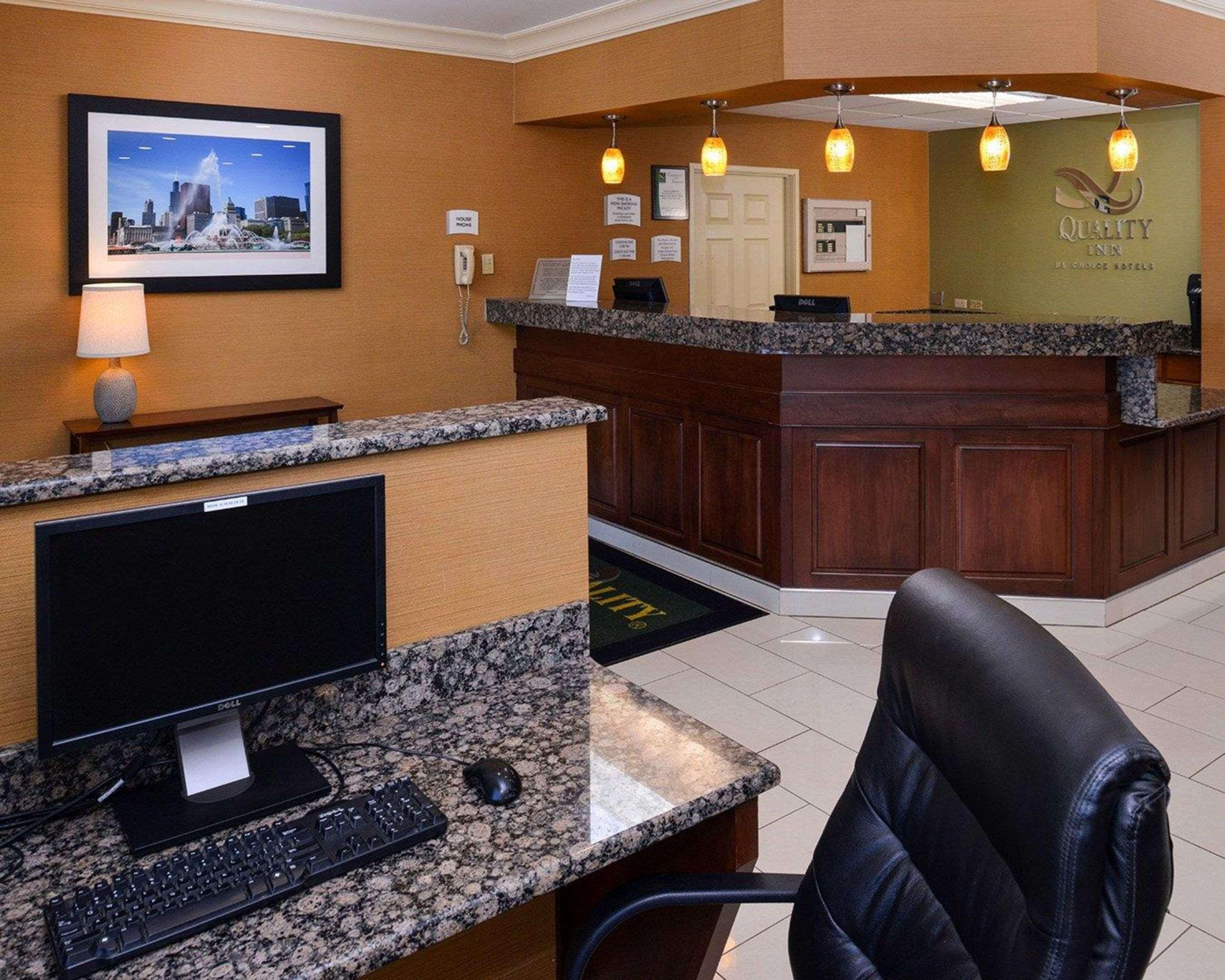 Mainstay Suites Joliet I-80 מראה חיצוני תמונה
